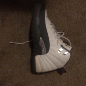 JORDAN 12